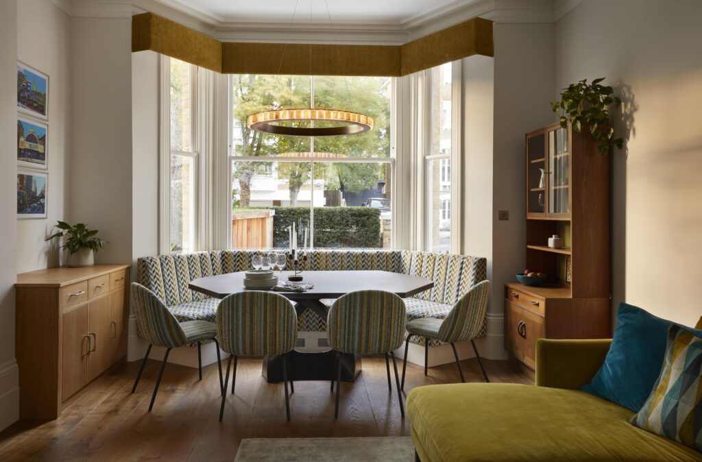 Banquette Seating In Living Room